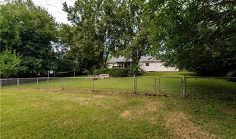 1706 N 2nd St, Atchison, KS 66002