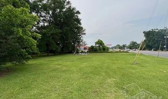 623 N Main St, Atmore, AL 36502