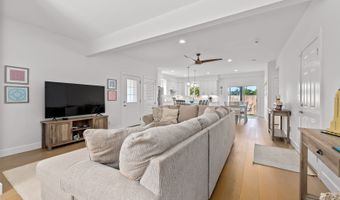 66-166 Waialua Beach Rd A, Haleiwa, HI 96712