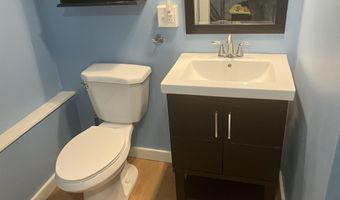 56 S Pleasant St, Bradford, VT 05033