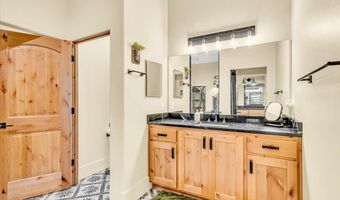 1564 S Flores Ln, Benson, AZ 85602