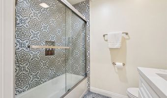 2104 Crenshaw Blvd, Los Angeles, CA 90016