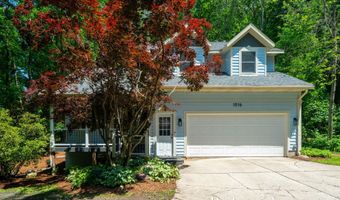 1016 MAPLE HILL Ave SE, Ada, MI 49301
