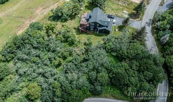 512 Oz Rd, Banner Elk, NC 28604