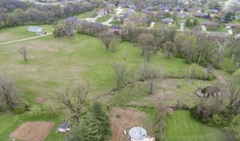 1107 N 3rd St, Bardstown, KY 40004