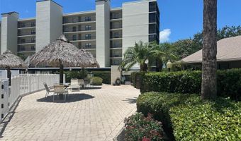 2700 COVE CAY Dr 1-4B, Clearwater, FL 33760