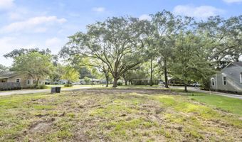 2089 Pickett Ave, Baton Rouge, LA 70808