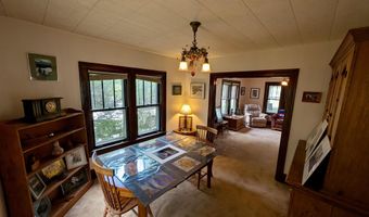 516 E MAPLE St, Appleton, WI 54915