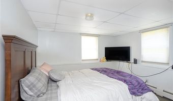 246 Long Hwy, Little Compton, RI 02837