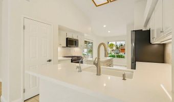 329 Del Flora St, Oceanside, CA 92058
