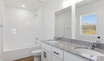 8 Punkin Center Rd, Bellevue, ID 83313