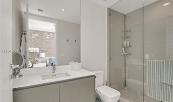 3300 NE 188th St 318, Aventura, FL 33180