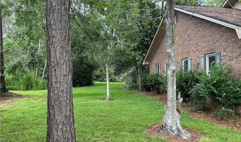 455 Forest Ave SE, Baxley, GA 31513