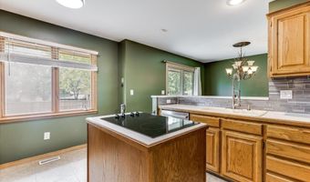 444 Greenvalley Dr, Andover, KS 67002