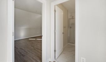 945 SYCAMORE Dr SE, Washington, DC 20032