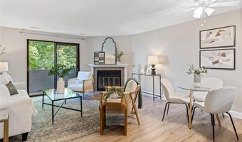 1329 Prospect Village Ln D, Ballwin, MO 63021