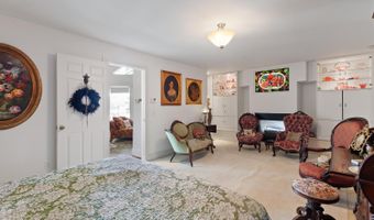 25 S Shore Dr, Addison, MI 49220