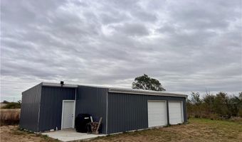 8785 NW Glenwood Rd, Amity, MO 64422