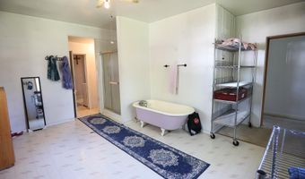 610 East Ln, Dayton, WY 82836
