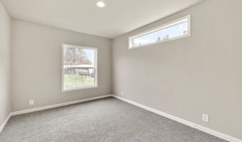 19572 Lakewood Ct, Aurora, OR 97002