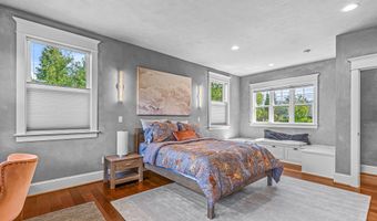 767 Oak St, Ashland, OR 97520