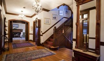 2 Harrison Ave, Newport, RI 02840