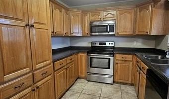 5519 HALL St, Alexandria, LA 71303
