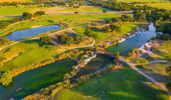 104 Eagle Ct, Glen Rose, TX 76077