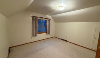 17 Ash Blvd, Babbitt, MN 55706