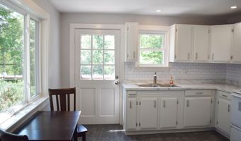 81 Belmont Ave, Belfast, ME 04915