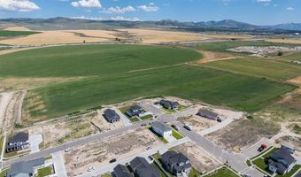 6147 Beacon Ln, Chubbuck, ID 83202