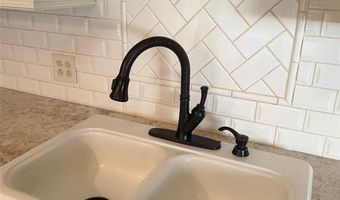 905 SW 8th St, Anadarko, OK 73005