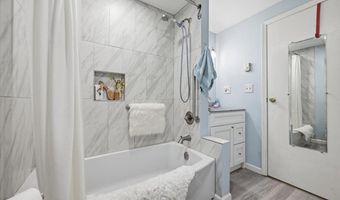 13 Teddyuscung Trl, Albrightsville, PA 18210