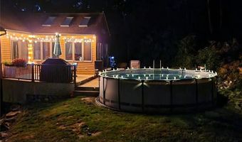 77 Lippitt Ave, Cumberland, RI 02864