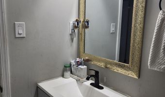 309 Oakland Ave, Bellmawr, NJ 08031