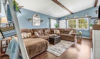 584 Stanley Rd, Akron, OH 44312