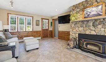 17 Dudley Rd, Brentwood, NH 03833