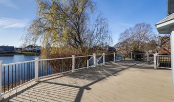 403 Southcreek Dr N, Indianapolis, IN 46217