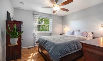 2576 Packard St, Ann Arbor, MI 48104
