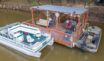 1758 Easons Bluff Rd, Baxley, GA 31513