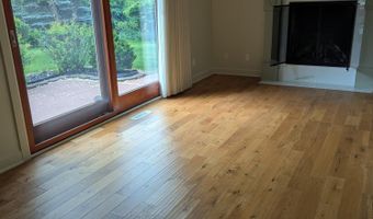 1780 Williamsburg Dr, Adrian, MI 49221