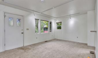 1558 E St, Anchorage, AK 99501