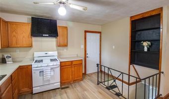 2007 Locust Ave, Alton, IL 62002