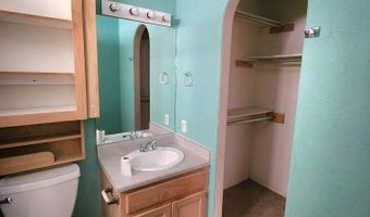 801 HACIENDA Ln 15, Bloomfield, NM 87413