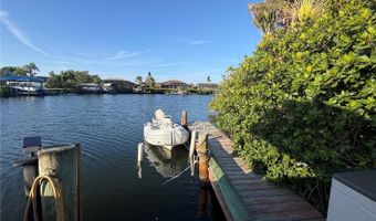 6612 BLACKFIN Way, Apollo Beach, FL 33572