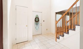 7 Willowtree Ct, Barnegat, NJ 08005