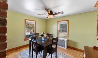 104 Knotty Oak Rd, Coventry, RI 02816