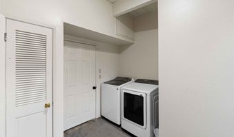 875 OCEAN Dr SW, Bandon, OR 97411