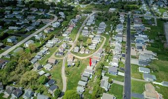 64 Burnside Ave, Narragansett, RI 02882