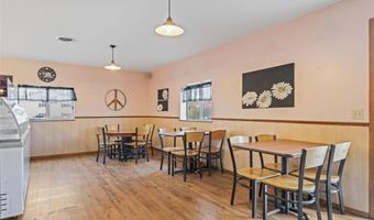 2405 4th St NW, Austin, MN 55912